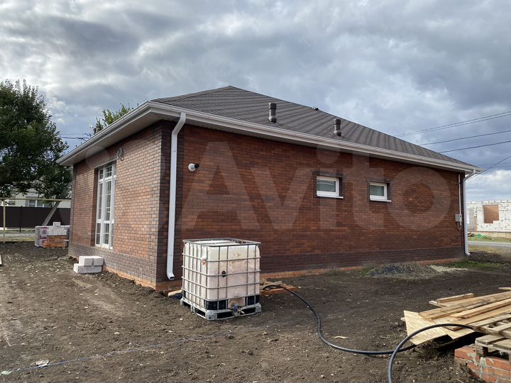 Дом 93 м² на участке 5 сот.