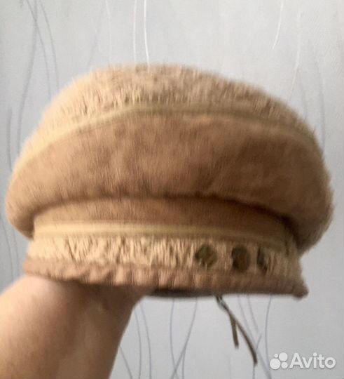 Берет и шапки женские