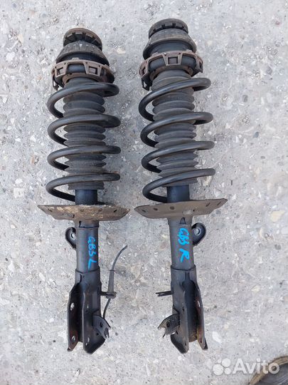 Стойка передняя,амортизатор хонда мобилио