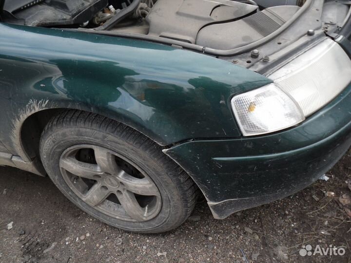 Бампер Volkswagen Passat B5