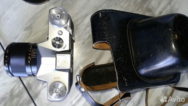 Фотоаппарат Зенит-В (1973г) с прибомбасами