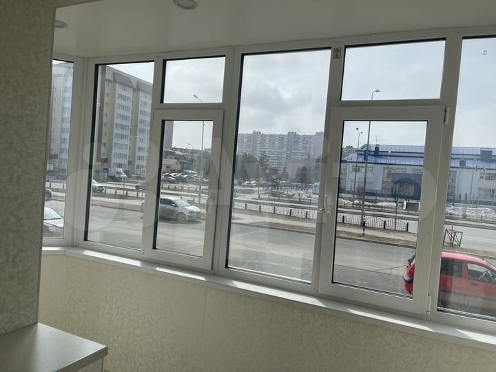 2-к. квартира, 57,3 м², 1/9 эт.