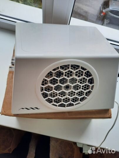 Вытяжка для маникюра max