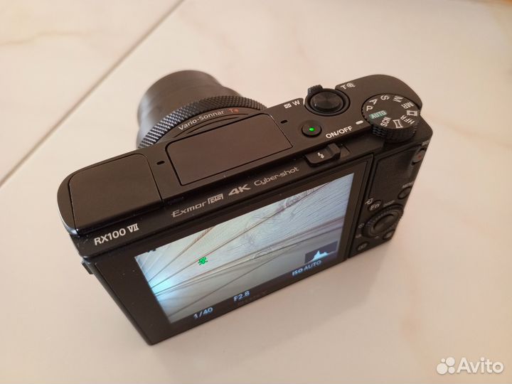 Компактный фотоаппарат Sony RX100 VII (DSC-RX100M7