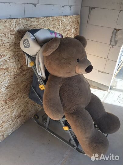 Плюшевый медведь