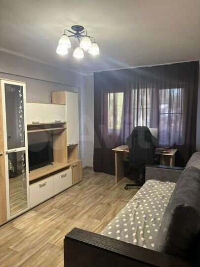 2-к. квартира, 48 м², 5/5 эт.