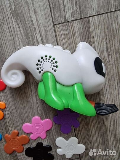 Развивающая игрушка Fisher Price хамелеон