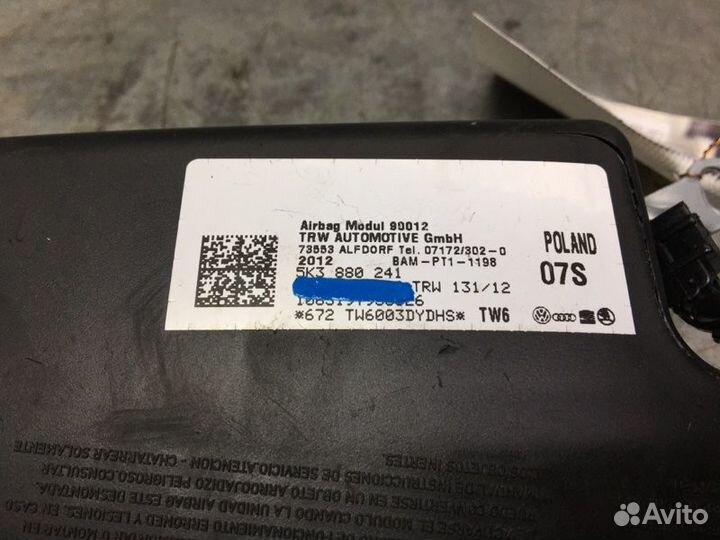 Подушка безопасности боковая (в сиденье)