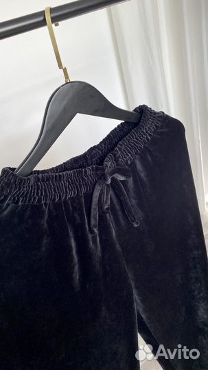 Брюки из королевского велюра черные новые