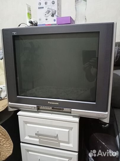 Телевизор б/у