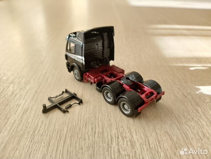 776) Тягач Mercedes Benz SK 2448 трёхосный