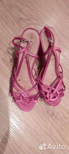 Босоножки 39