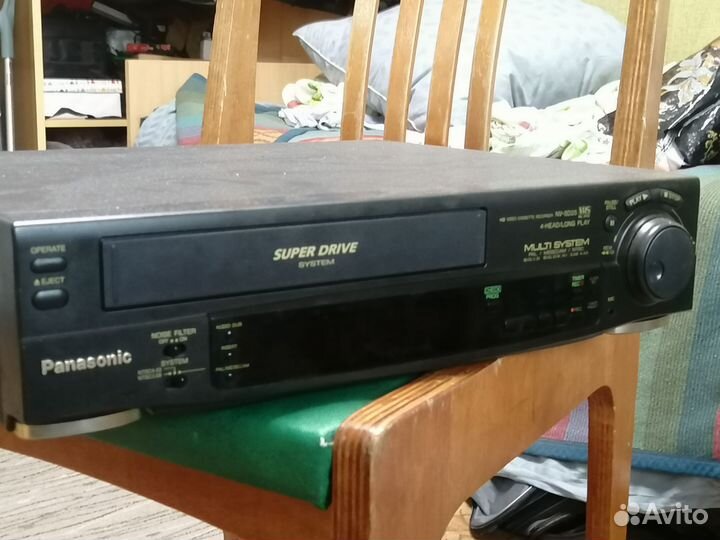 Видеомагнитофон Panasonic