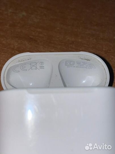 Кейс от наушников airpods 1