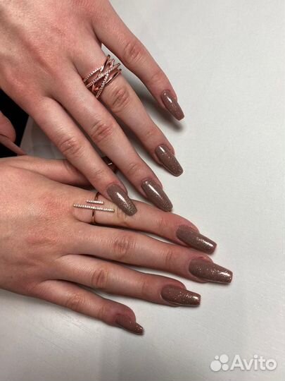 Маникюр, педикюр, наращивание ногтей