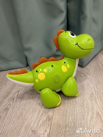 Игрушка динозаврик