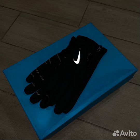 Перчатки найк спорт