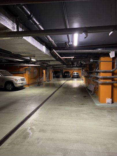 Машиноместо, 28 м²