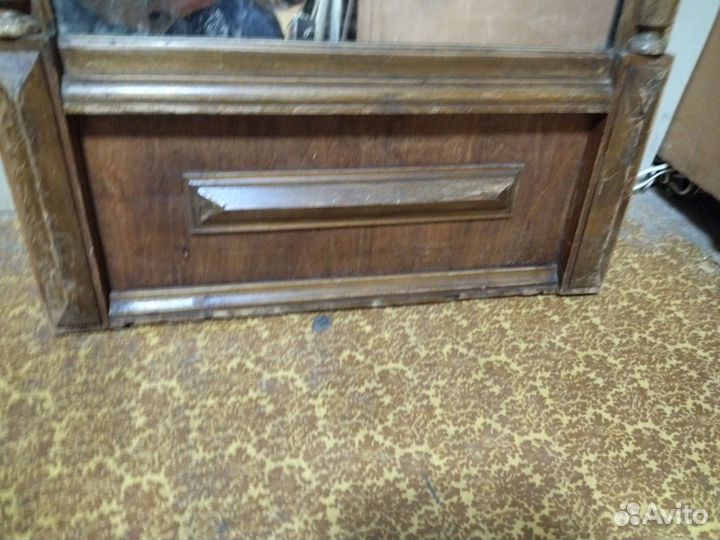 Зеркало старинное