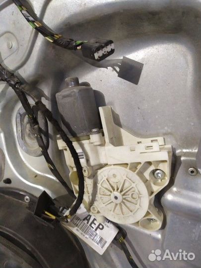 Стеклоподъемник электрический передний правый Ford