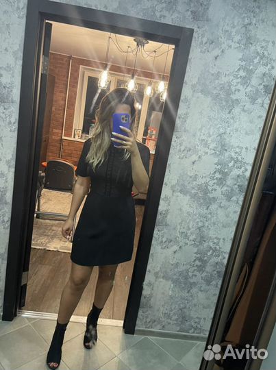 Черное платье мини