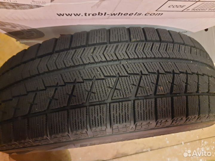 Bridgestone Sneaker 185/65 R15