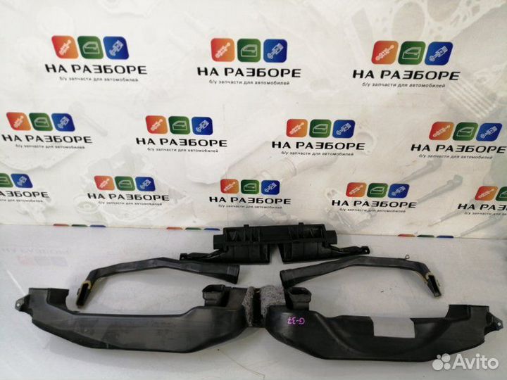 Воздуховод Infiniti G37 V36 VQ37VHR 2012