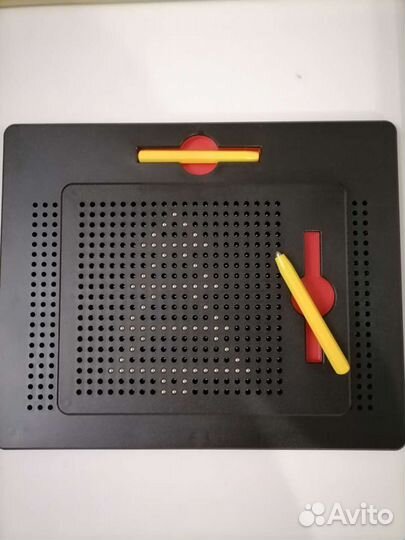 Развивающие игрушки. Магнитный планшет шарики