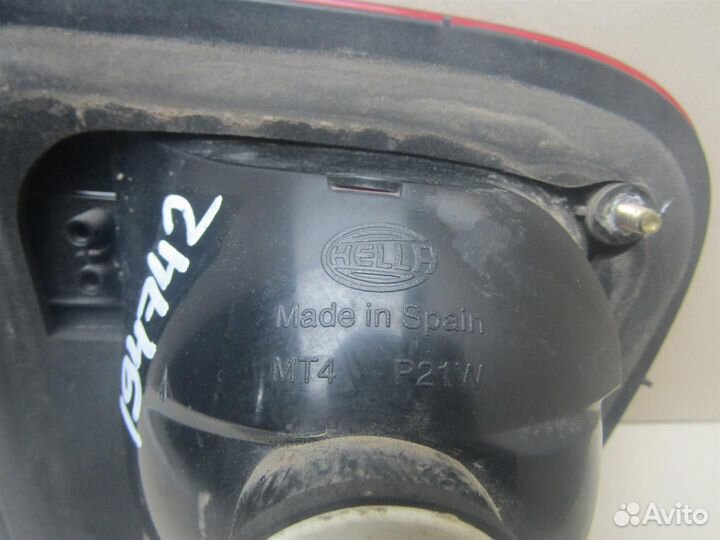 Фонарь задний внутренний правый Seat Ibiza III 19