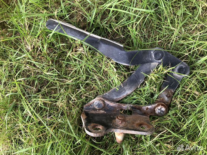 Петли капота Киа рио 1 2005г