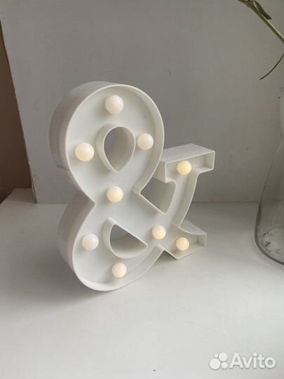 Ночник в виде буквы