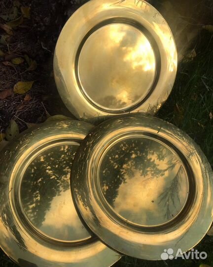Подставочная тарелка латунь