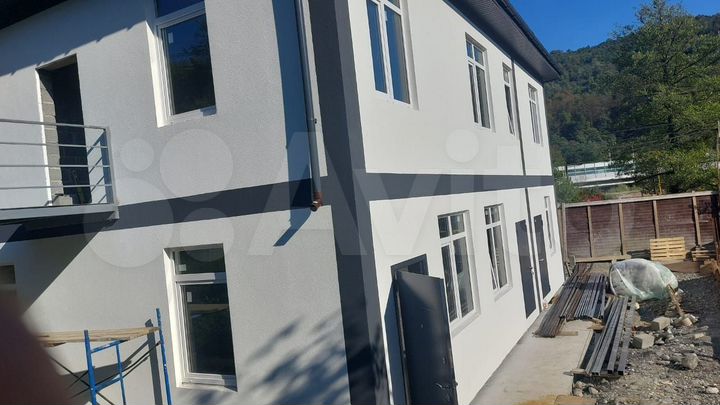 Комната 17 м² в 4-к., 2/2 эт.