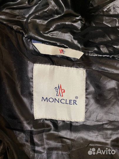 Пуховик Moncler