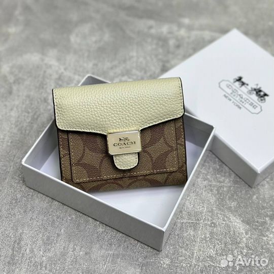 Кошелёк женский Coach канва кожа