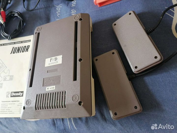 Игровая приставка dendy junior 95года
