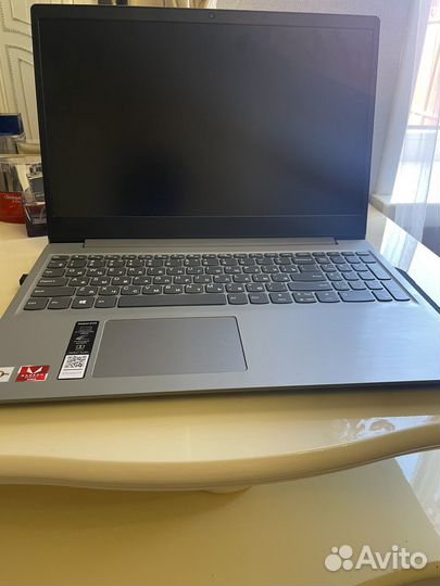 Ноутбук lenovo