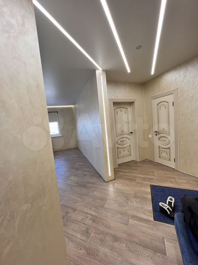 2-к. квартира, 61 м², 8/25 эт.