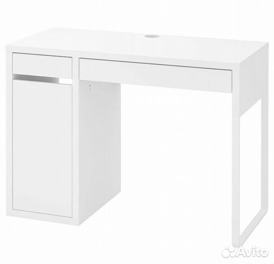 Письменный стол IKEA