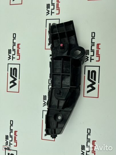 Крепление бампера toyota rav 4 XA50 T136