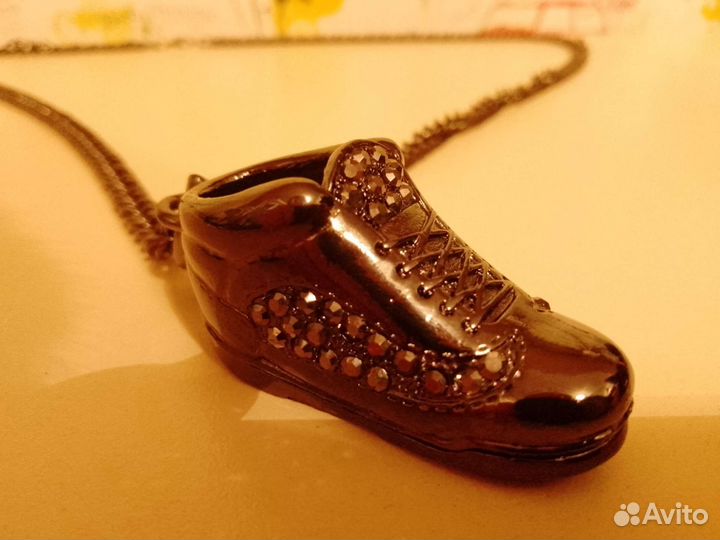 Кулон Сапожок