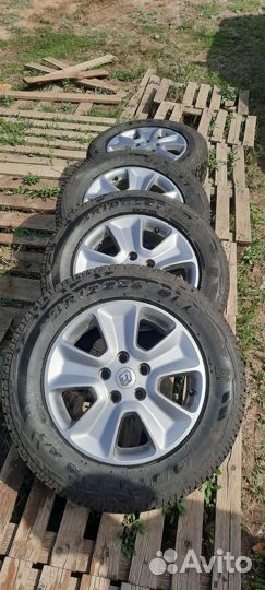 Колеса в сборе 215/65r16 Renault duster