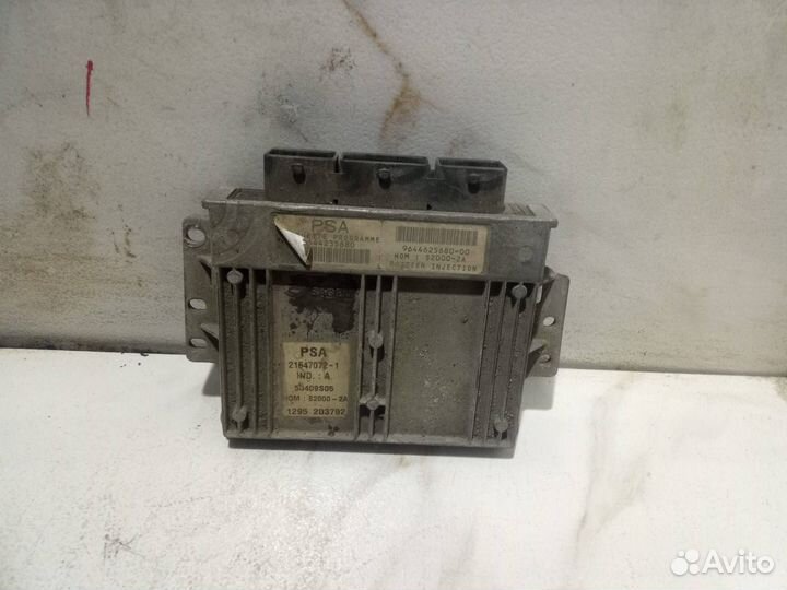 Блок управления двигателем Peugeot 206 2000 sagem