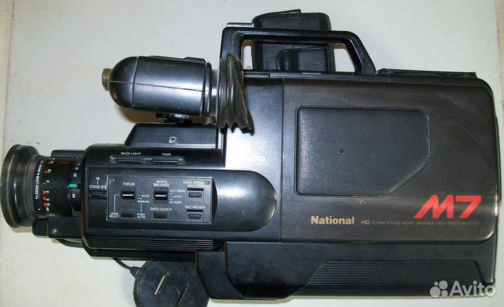 Видеокамера National M7