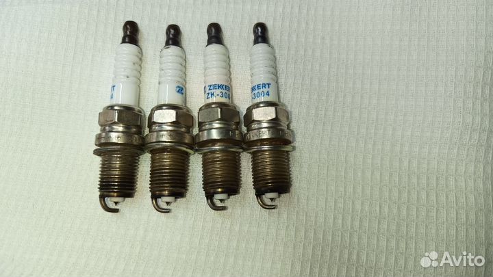 Иридиевые свечи zekkert zk-3004