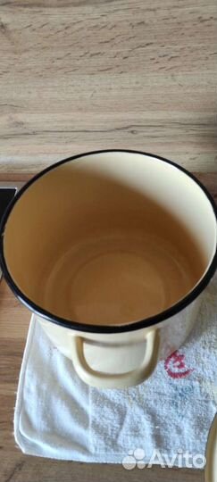 Кастрюля эмалированная 4.5л