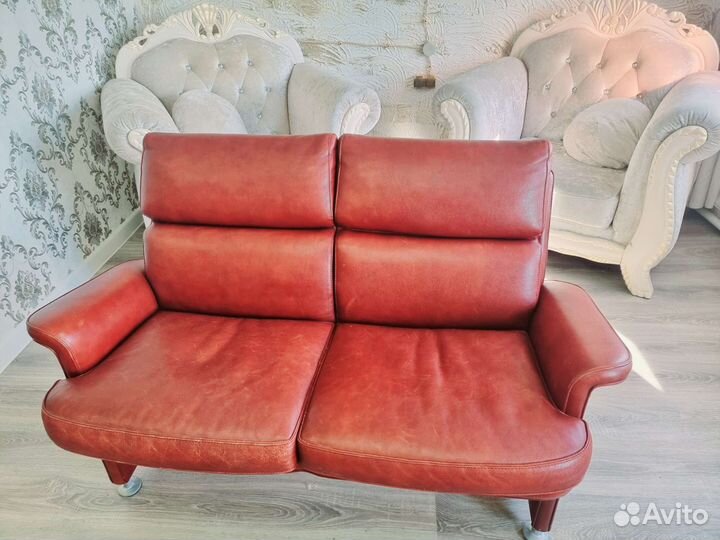 Диван mascherone кожа