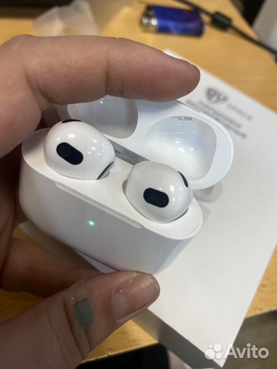 Беспроводные наушники