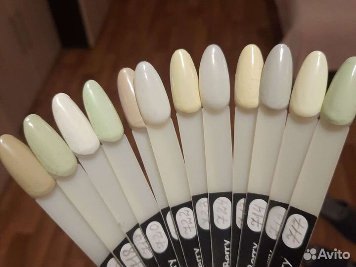 Лампа led и набор гель-лаков