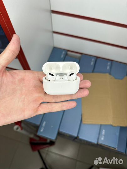 Наушники airpods